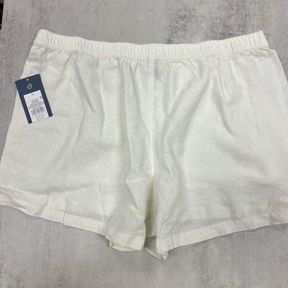 NWT Universal Thread White Pull-On Shorts Size L